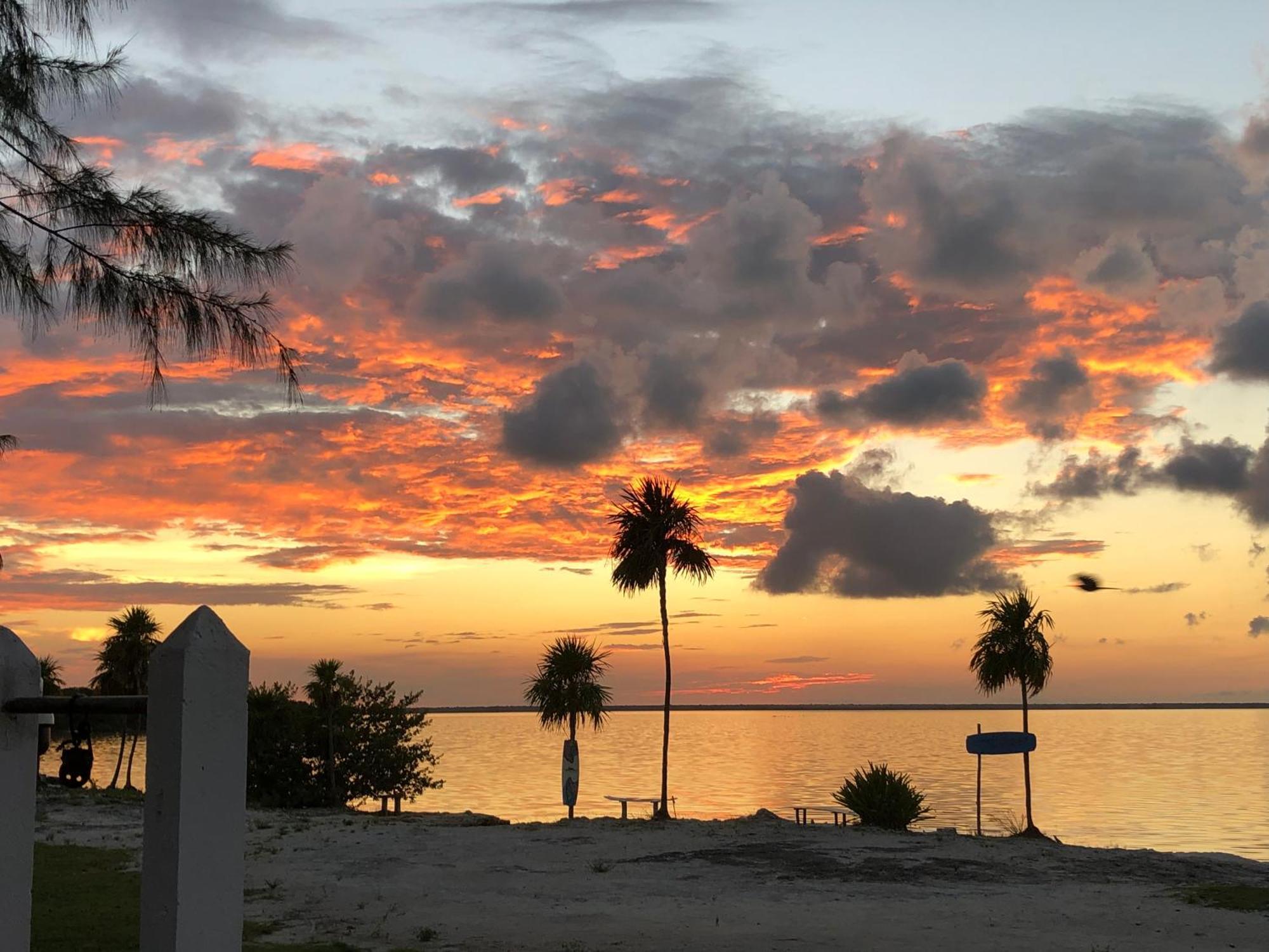 Ikarus Costa Mujeres Eco Lodge Sunset View Cancún Exteriér fotografie